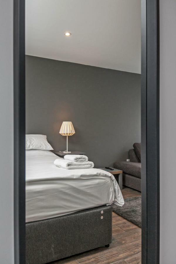 Paddock Drive Appartement Winchester Buitenkant foto